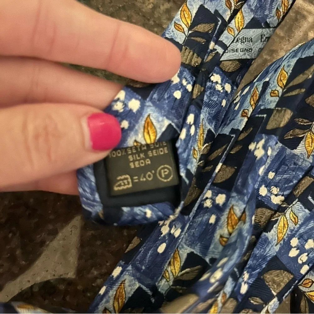 Ermengildo Zegna All Silk printed tie Italy blue leaves preppy designer
